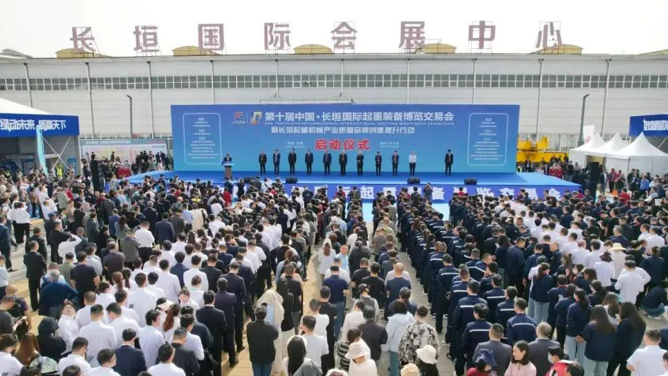 ky开元官网-欢迎回家！神舟十二号返回舱着陆 航天员状态良好